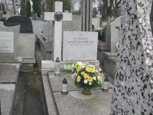 Grób Kazimierz Marcinkowski