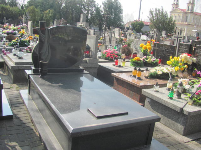 Janusz Olszewski 1953 Pruszków - Grobonet - Wyszukiwarka osób pochowanych