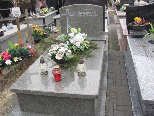 Grób Antoni Krzymowski