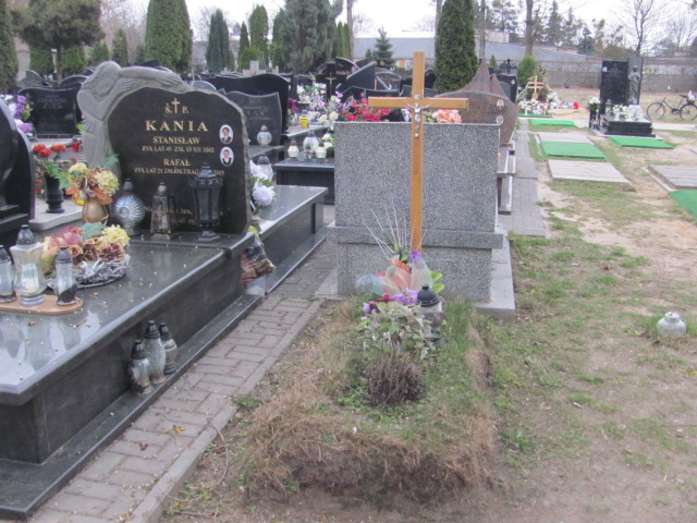 Janusz Krutow Pruszków - Grobonet - Wyszukiwarka osób pochowanych